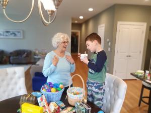 Max shows off his haul to Renie