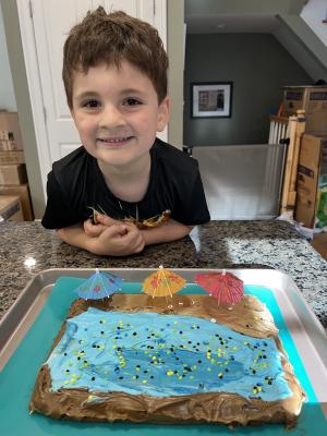 Max made a beach cake!